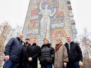В Нижнем Новгороде завершились работы по восстановлению мозаичного панно «Быстрее, выше, сильнее» Валентина Любимова